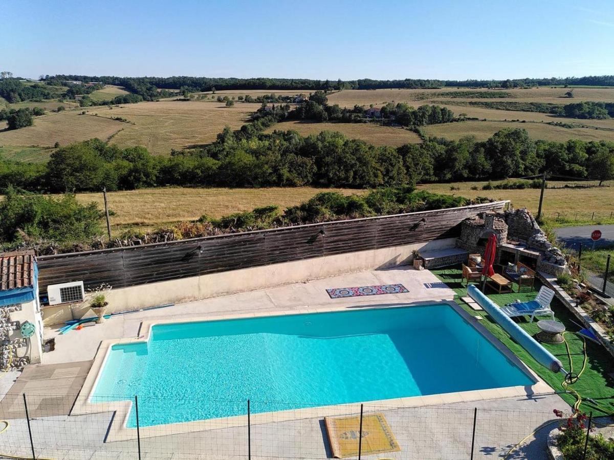 Le Galaveyson Bed & Breakfast Le Grand-Serre Exterior photo